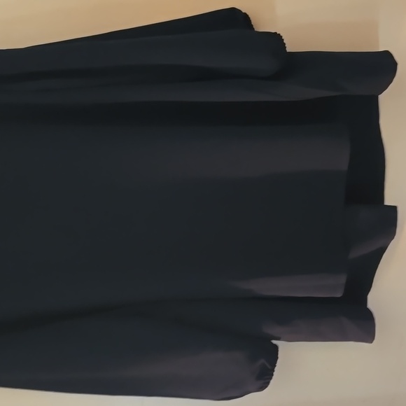 J Jill split vneck 3/4  sleeve flowy polyester tunic NWT - Picture 3 of 4